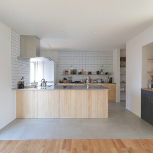 長崎県で建てる注文住宅casa liniere のキッチン