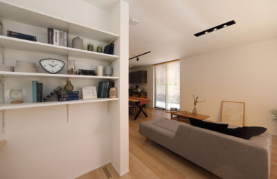 studio casa 星野建設　28坪の平屋　書斎からLDKを眺めて